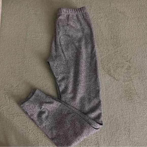 Roots slim cuff sweatpant - Picture 6 of 7